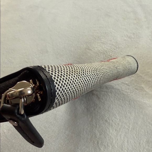 Kate Spade black and cream, embroidered apples, zippered wallet - Picture 5 of 6